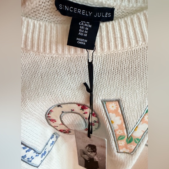 133 love sincerely Jules  medium sweater have 2 one has the new tags both new - Picture 2 of 3